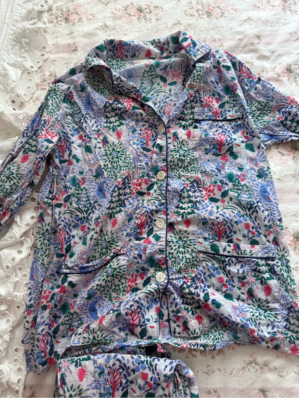 Roller Rabbit Button-Up Pajama Set - long sleeve - Picture 4 of 5
